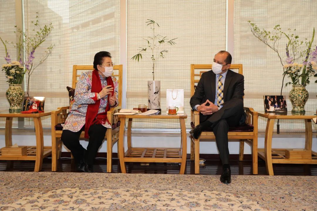 快讯丨江泽慧会见厄瓜多尔驻华大使卡洛斯拉雷亚