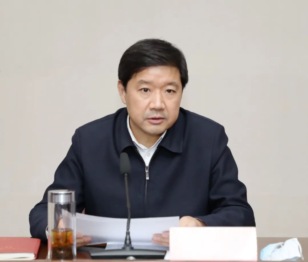 我区收听收看省市疫情联防联控指挥部视频会议副市长区委书记张笑就我