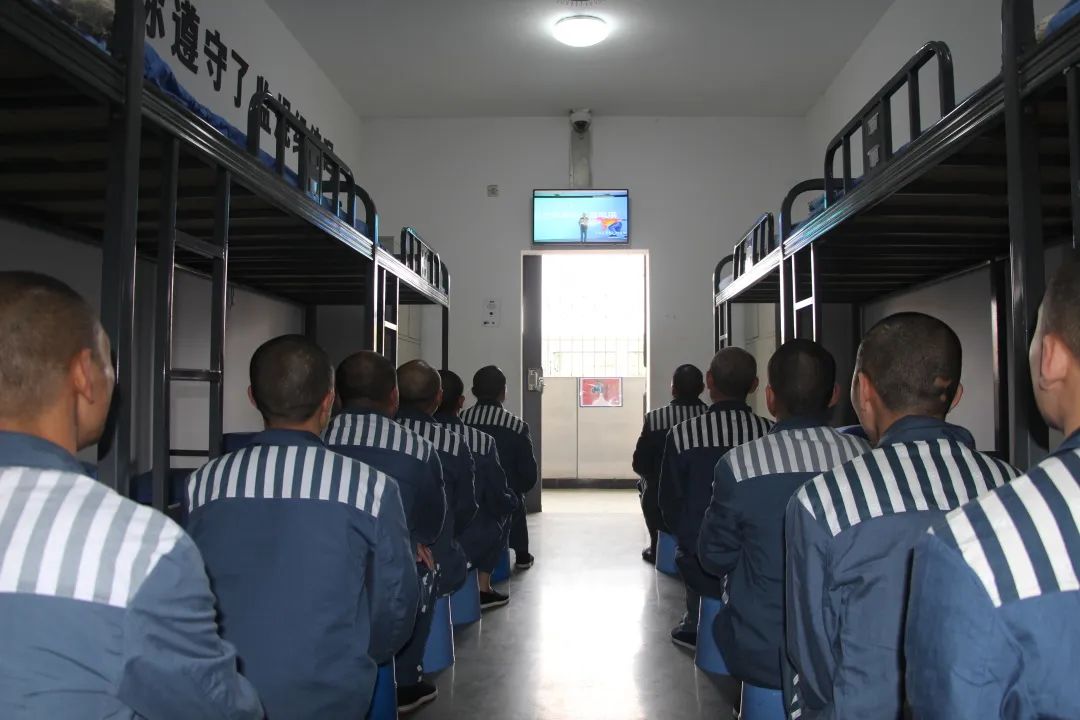 川西监狱恐怖图片