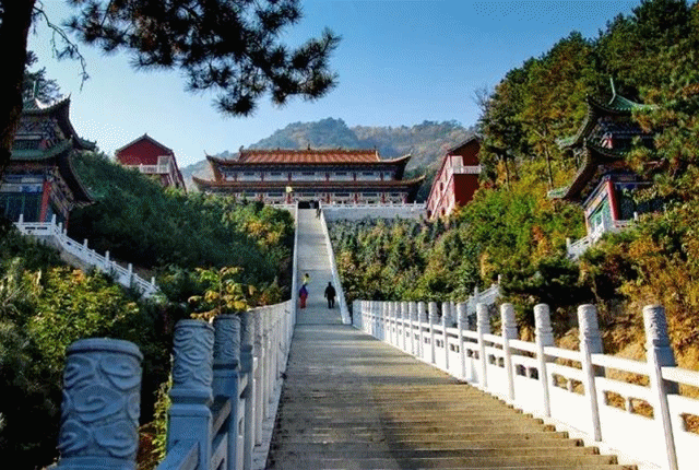 听歌赏景送你一张专属英山的专辑