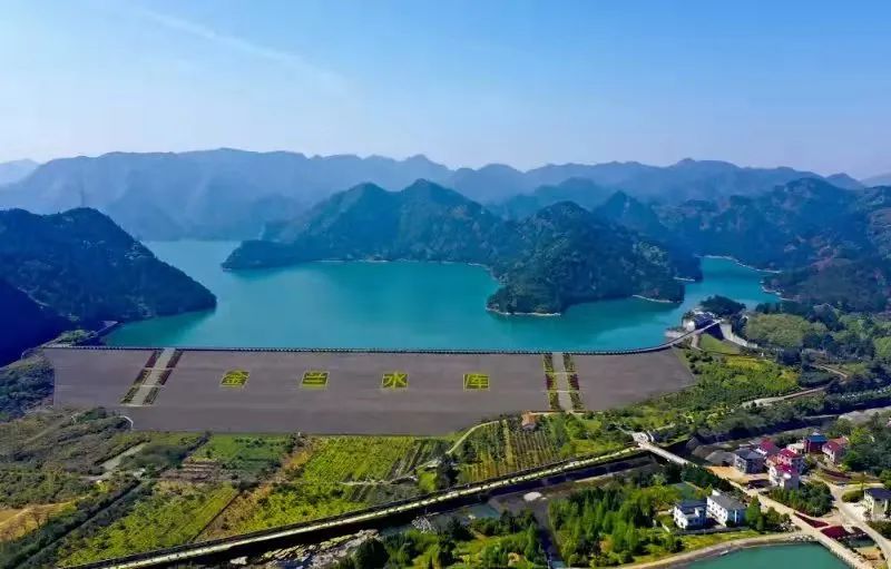 金兰水库位于金华市婺城区琅琊镇境内,钱塘江流域金华江支流白沙溪中