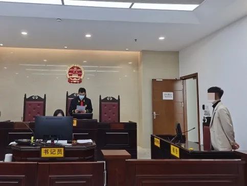 為把個人借款變成共同債務丈夫竟偽造妻子授權委託書禪城法院罰款