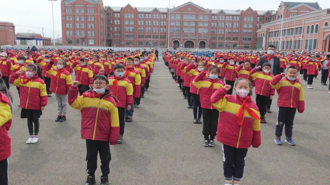 立新实验小学江南校区:点亮"红色印记" 绽放"时代光芒"_澎湃号·媒体
