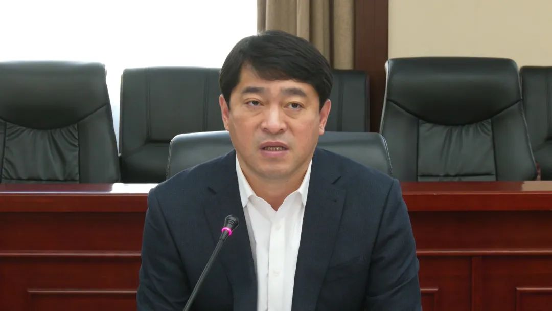 贺业方主持召开全市疫情防控外防输入工作专题会议_澎湃号·媒体_澎湃