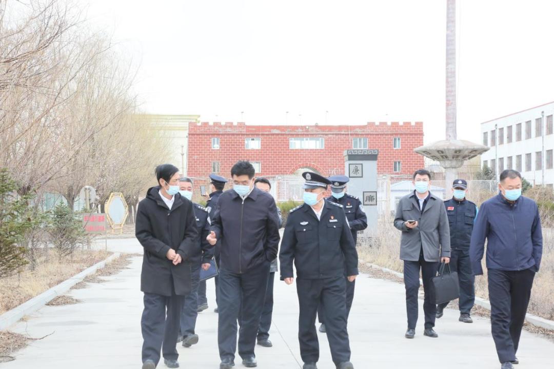 第2528期白永平厅长一行到原呼和浩特第三监狱留守组检查指导工作