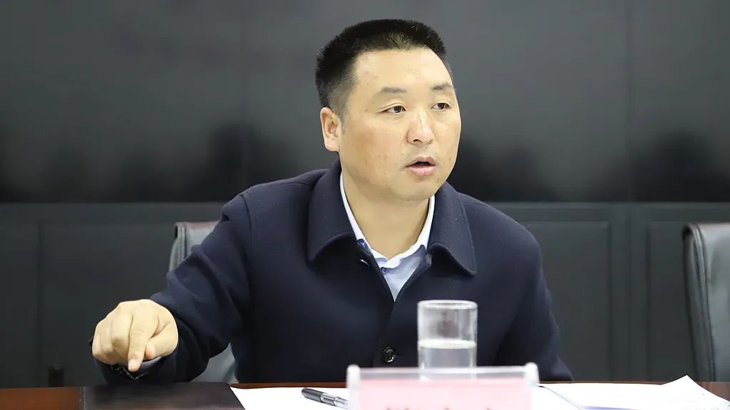 管庆良到信访局坐班接访