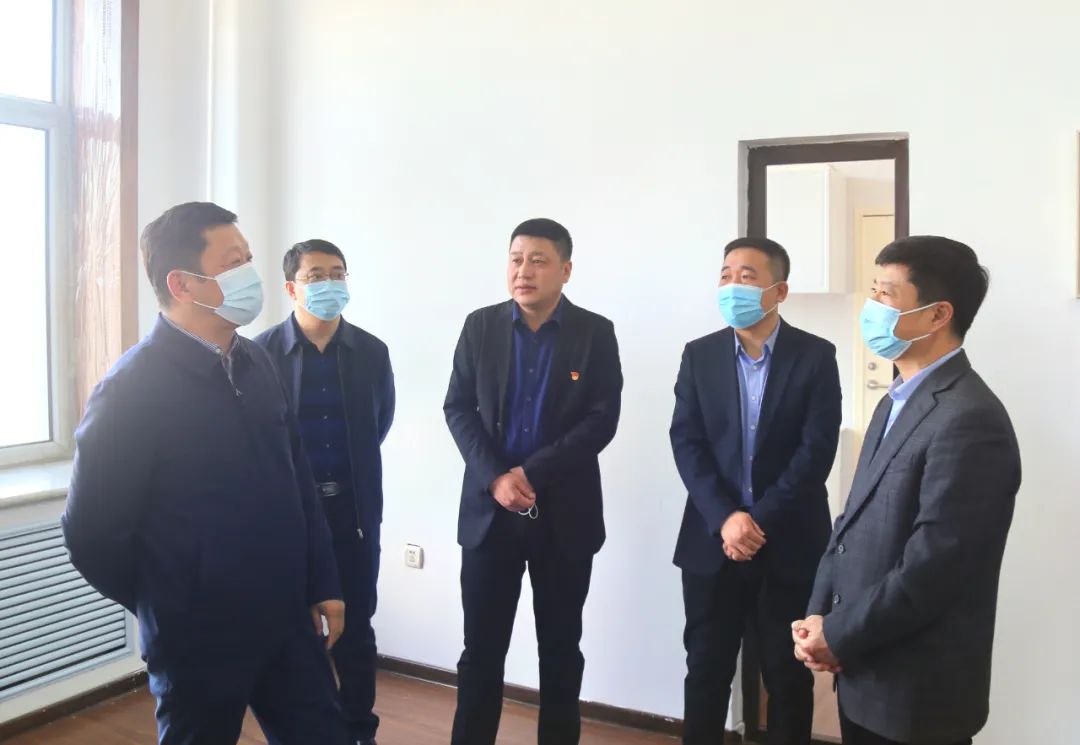 绥化市委常委宣传部长张跃文到市委网信办检查指导工作