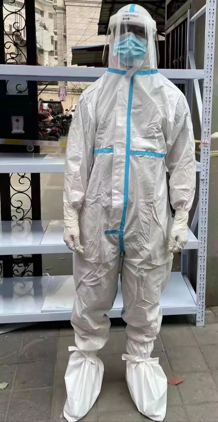 爸爸妈妈的新制服虹图防疫志愿者手记②