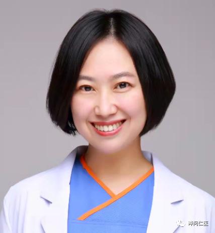 朱冉眼眸里的霞光异彩星辰大海