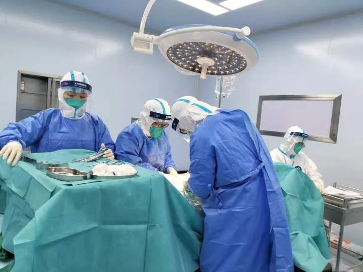 宁海启用负压手术室救治隔离病患