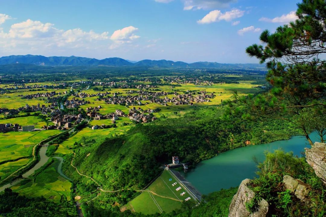 光明日报广东云浮满江风华一派天光