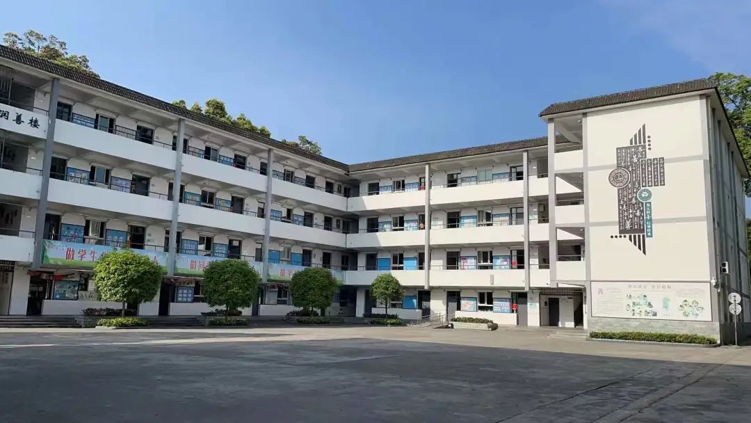 四川水产学校郫都校区图片