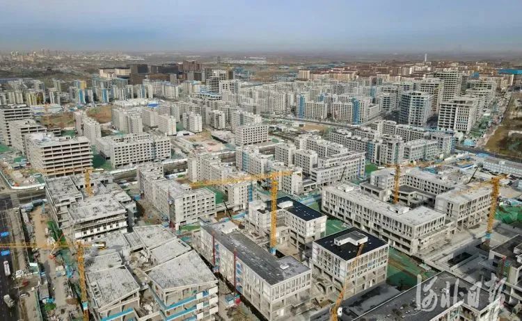 组图直击金湖未来城初显