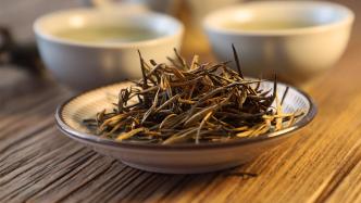 年轻人花式喝茶，将如何影响茶行业？