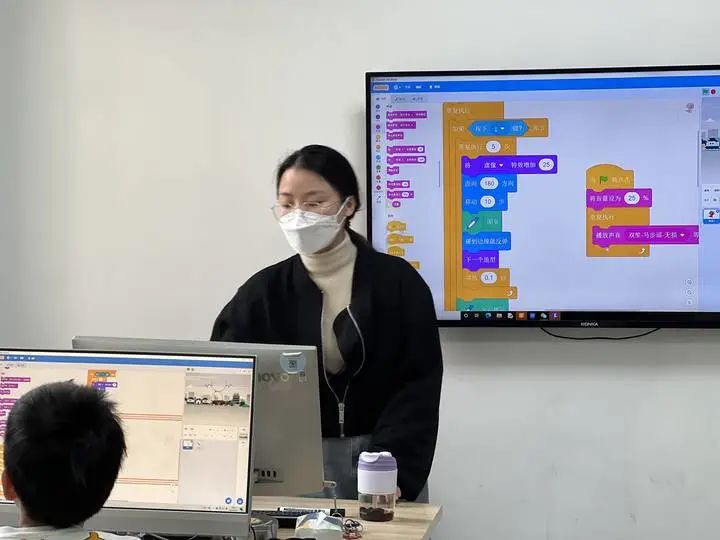 杭城培训班恢复线下教学!周末这些地方迅速爆满,现场一幕太热闹_澎湃号·媒体_澎湃新闻-The Paper