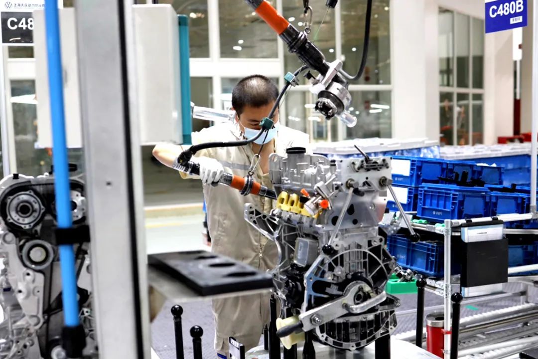 上海大众动力总成:抗疫保供两不误,4月来完成11000多台发动机生产