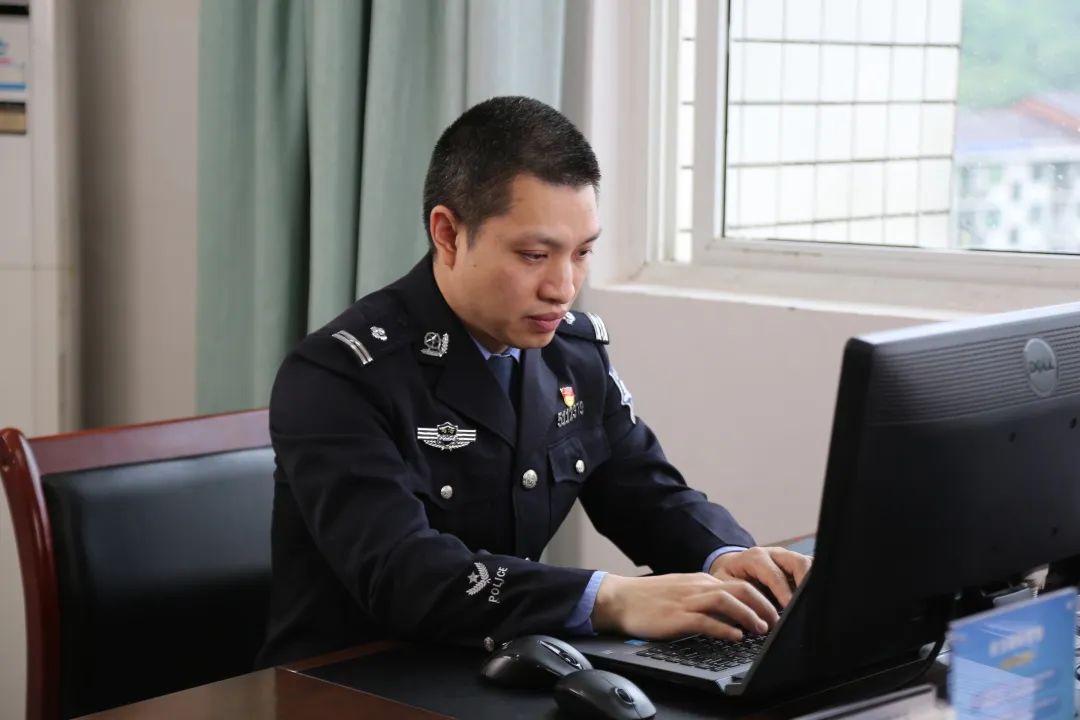 十佳优秀青年王亚东青春因奋斗而厚重