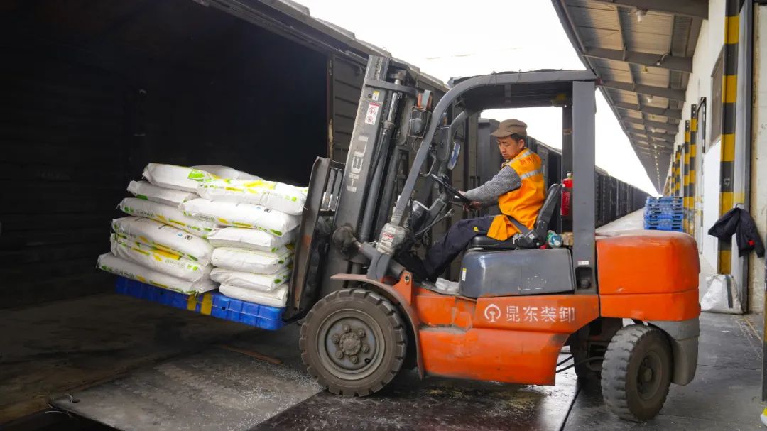 單日破4000雲南鐵路四月裝卸車創歷史新高