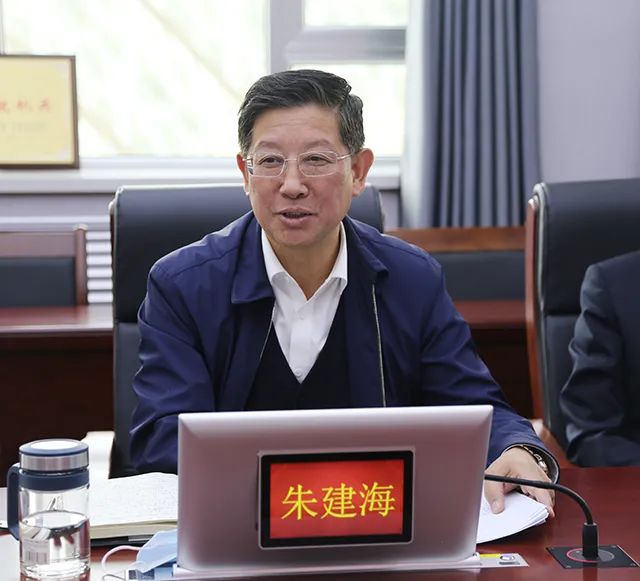 4月18日,省水利厅与陇南市座谈水利工作,厅党组书记,厅长朱建海出席并