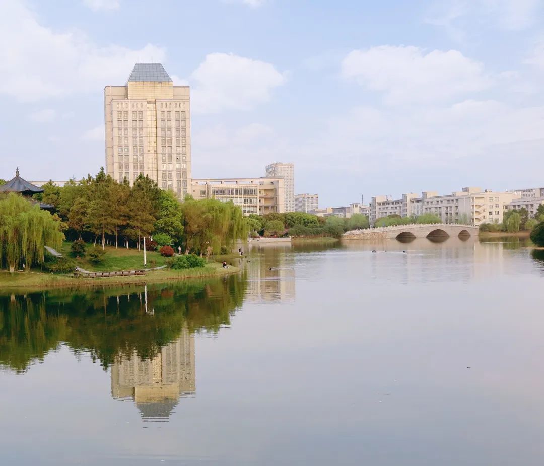 江南大学一所美得像公园的大学