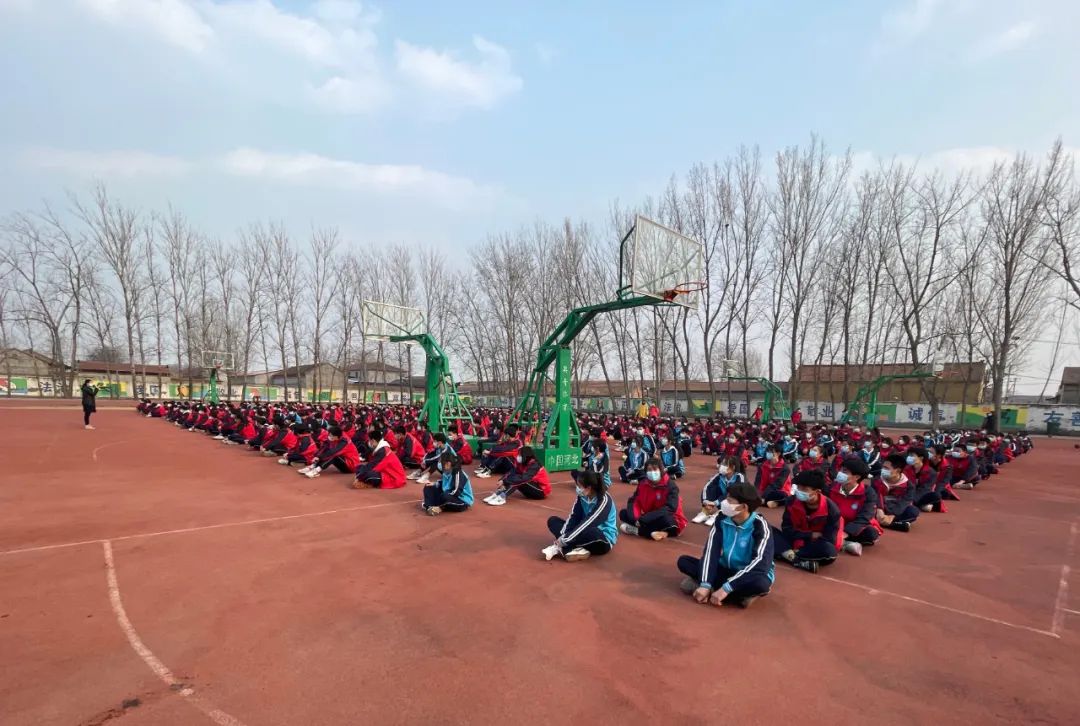 文明校园廊坊市第十二中学携手共抗疫情同心静待花开