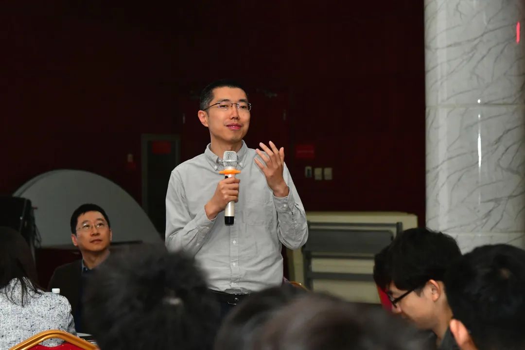 北大经院课堂内外贾若十分耕耘十分收获