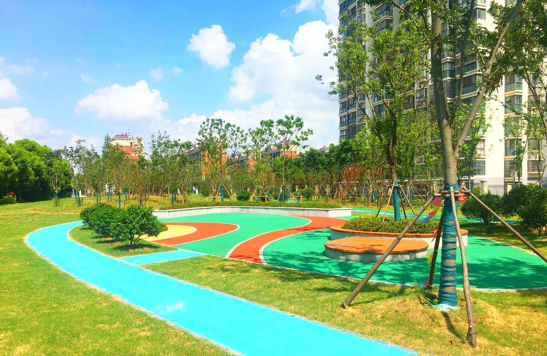 今天我们来逛什么园小游园