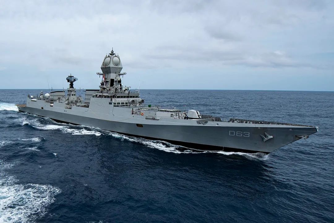印度什瓦里克级护卫舰图片