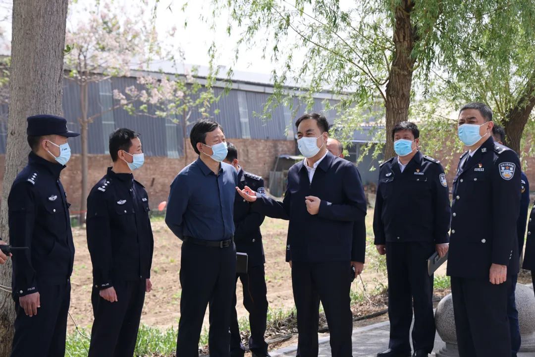 副市长,公安局长陈宏伟检查指导市主城区静态管理工作