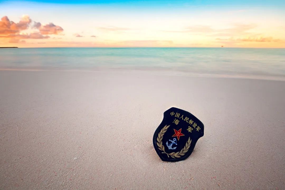 一生挚爱浪花白一世守护中国红如果梦想有色彩那一定是海军蓝愿战友们