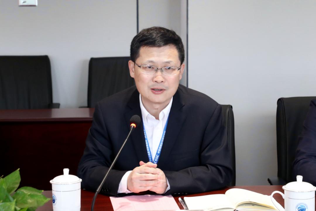 中国船舶七〇二所所长何春荣钱斌院长代表无锡中院向中国船舶七〇二