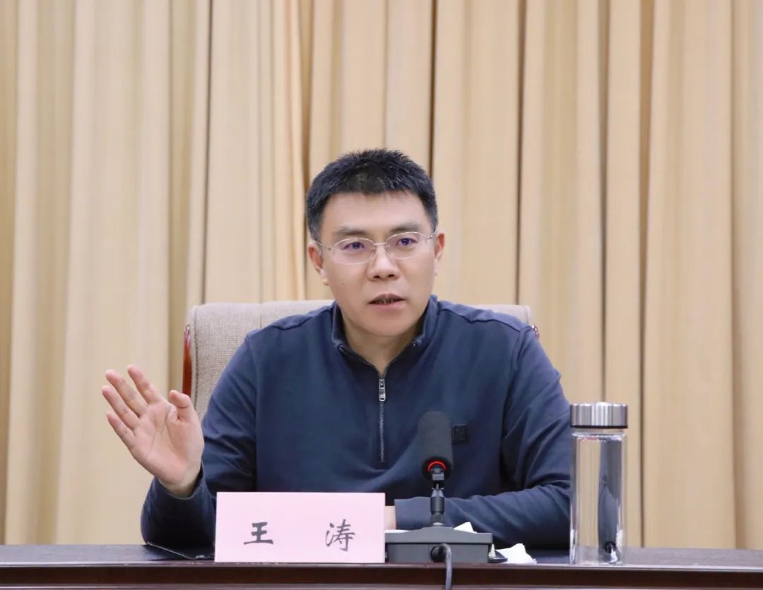 王涛筑牢疫情防控的铜墙铁壁全力守护好群众健康安全和社会平安稳定