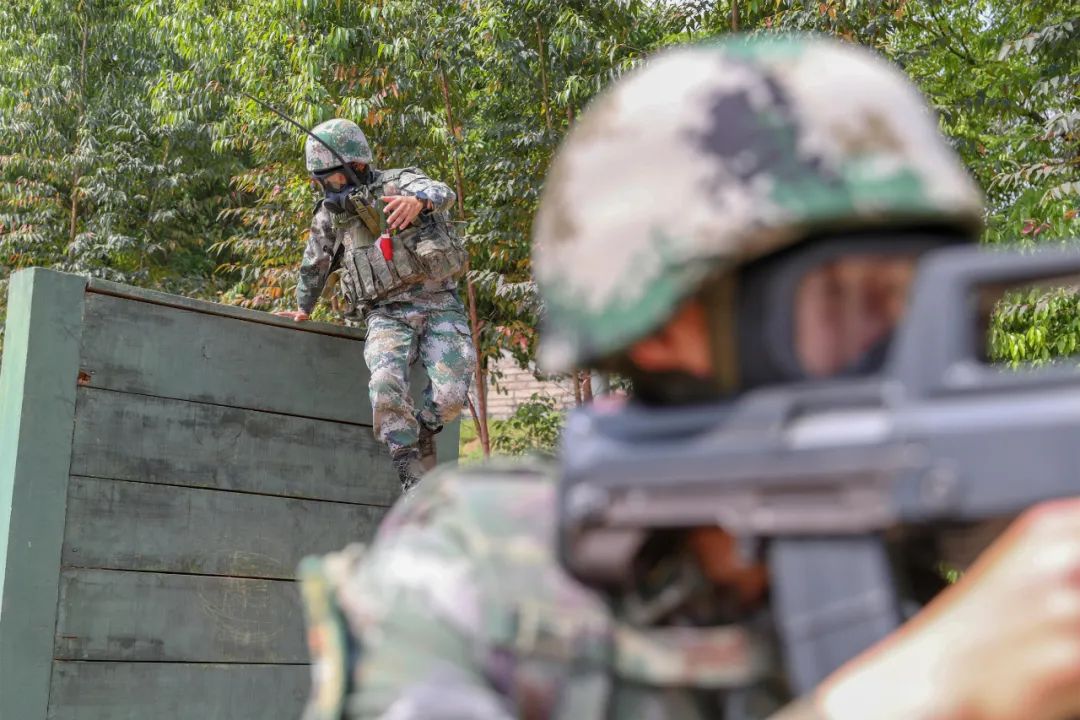 单兵单装,降魔神兵连续战斗七小时!