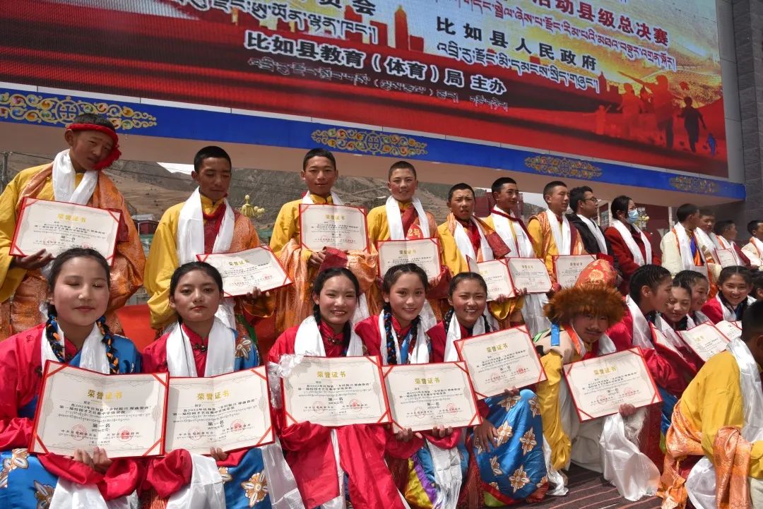 校园才艺家庭绘画和家庭才艺大比拼比如县教育系统乡村振兴那曲奋进