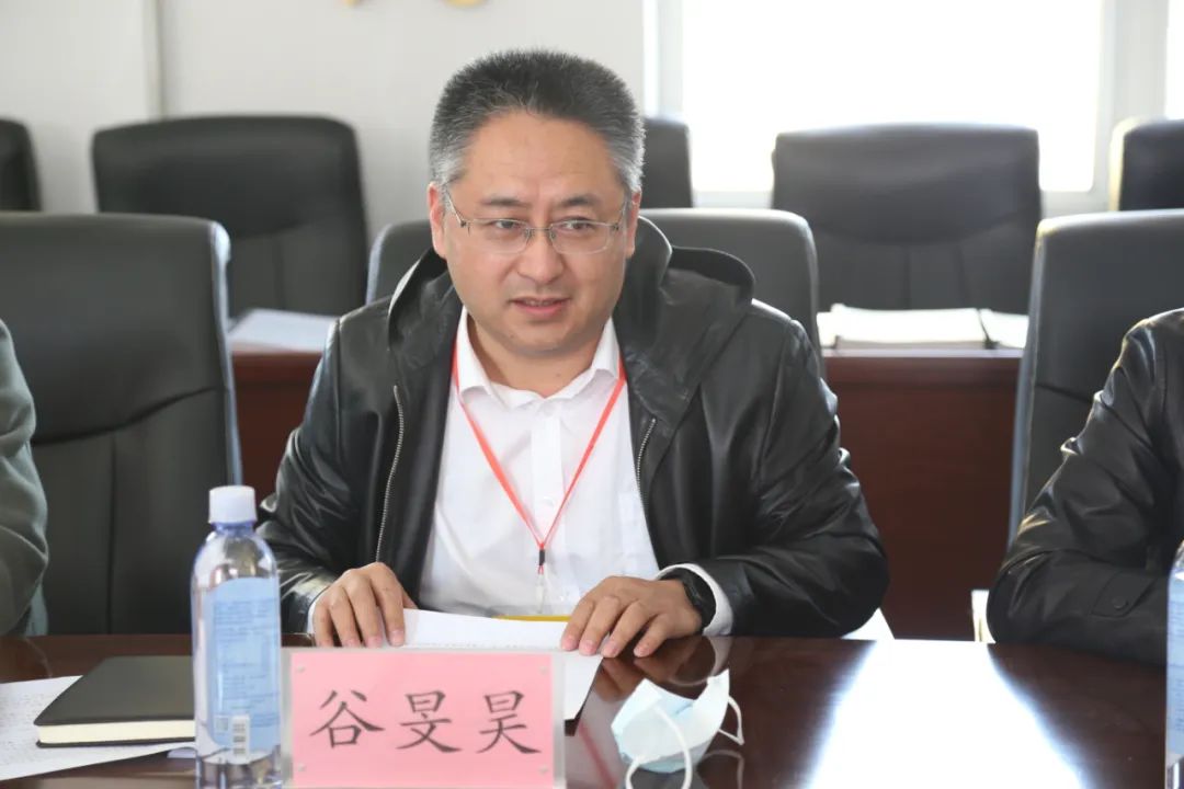 市人大常委会副主任谷旻昊出席会议并讲话.