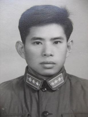 致青春余梦伦梦随弹道一起飞育得桃李遍航天