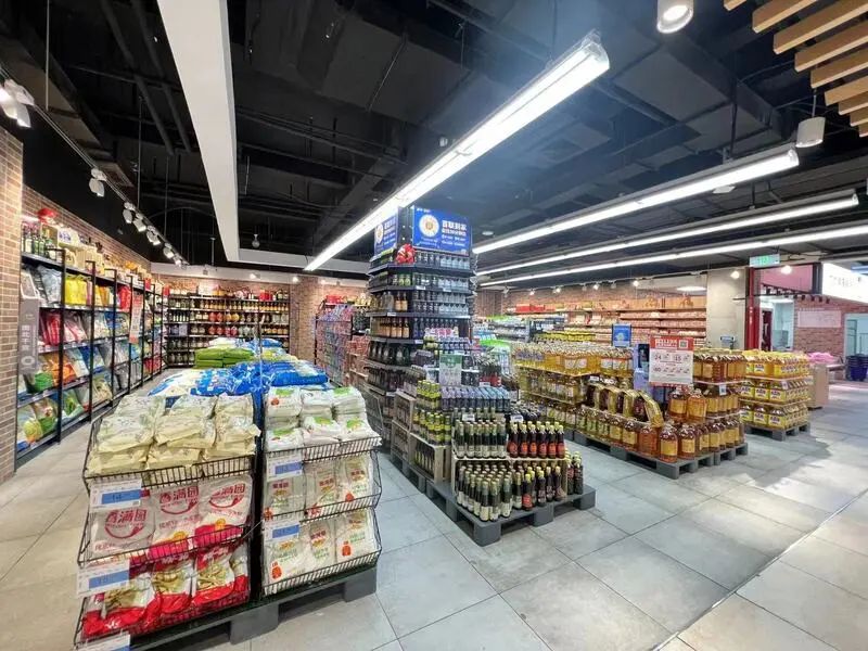 上海本土新增"260 4722"!山姆,大润发,家乐福等各大商超开门