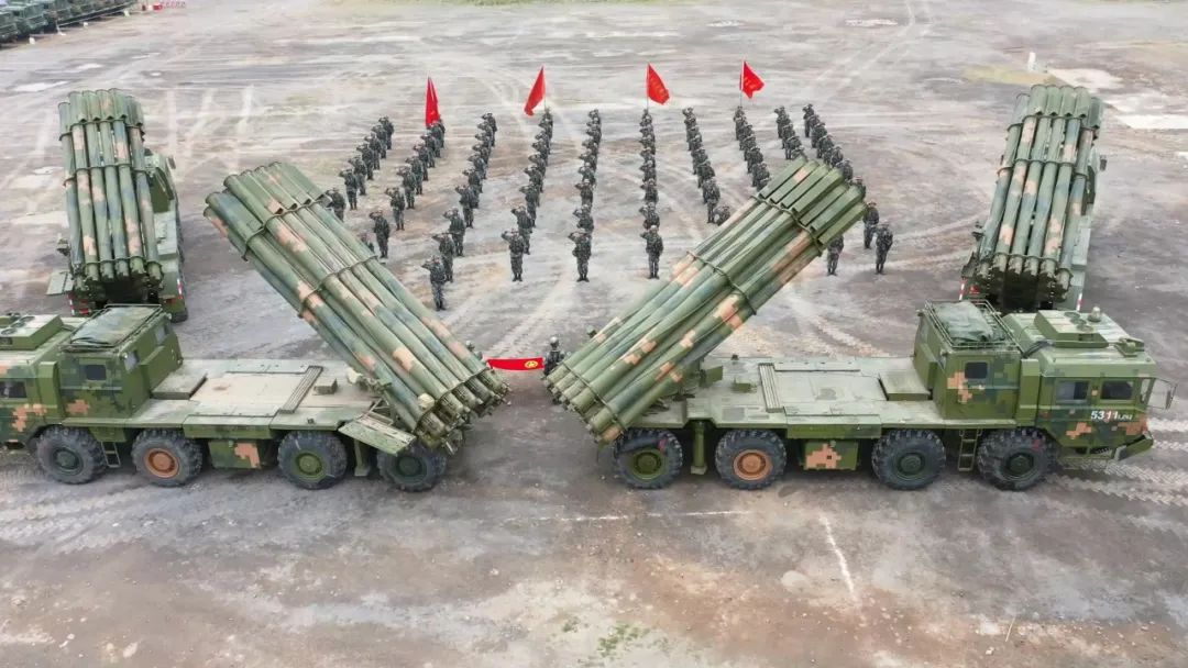 第83集团军某旅远火营今天,陆军第72集团军某旅异地同步组织主题团日