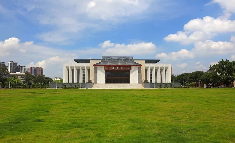 广西大学不断前行的力量源泉丰富爱国主义精神财富革命先烈留下的爱国