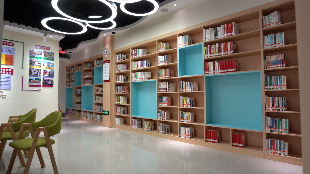 通过积极争取上级资源,于2021年6月成功引进仲恺高新区图书馆陈江分馆