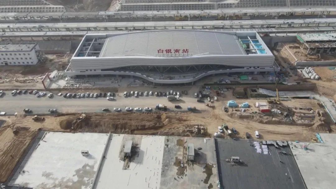 67白银高铁南站站前广场及周边开发项目建设正酣