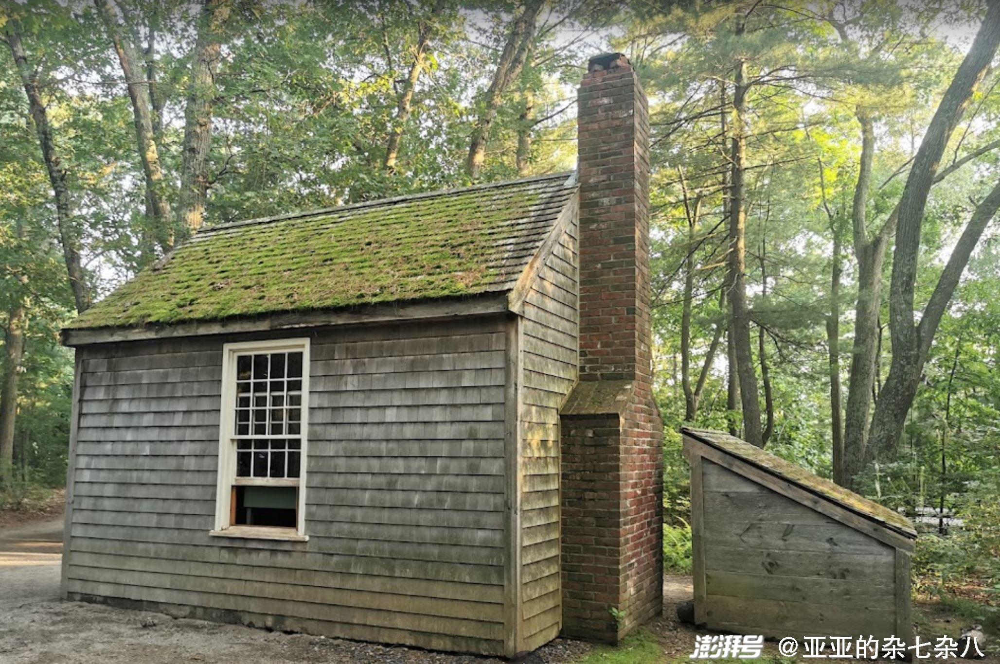 亨利·戴维·梭罗的位于马萨诸塞州瓦尔登湖边的小屋