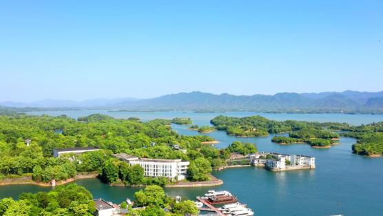 咸宁市人民广场刘家桥梓山湖桂花源风景区马桥建国畈油菜花海大幕东源