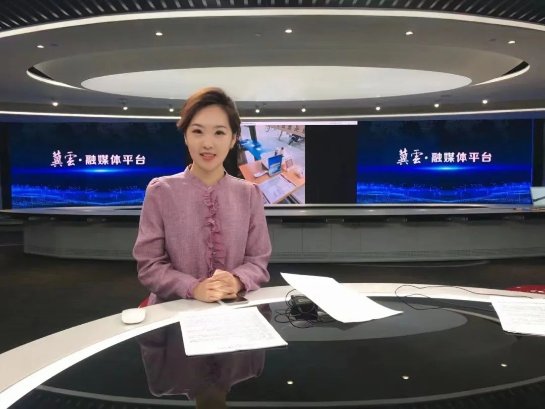 徐州电视台新闻主持人图片