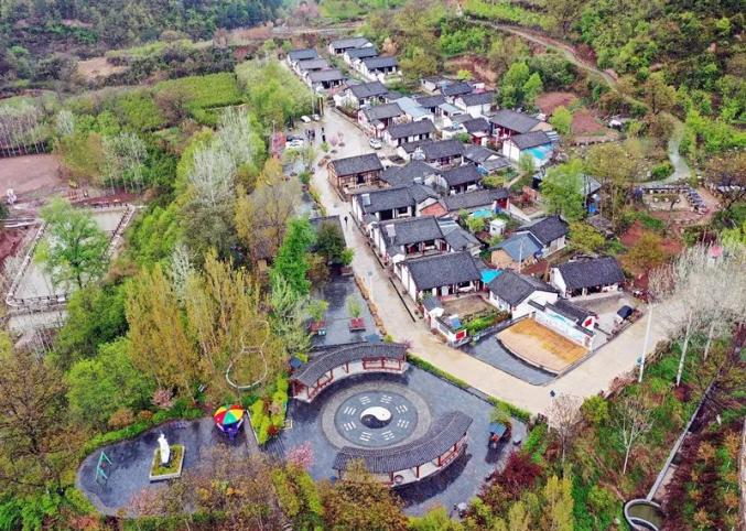 陇南两当县果老故里福地陈沟