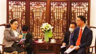 外交部亚洲司司长刘劲松会见老挝驻华大使坎葆