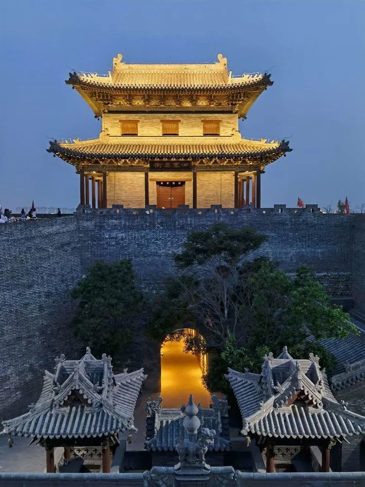 太原古县城有个大唐它正在聚集名贤