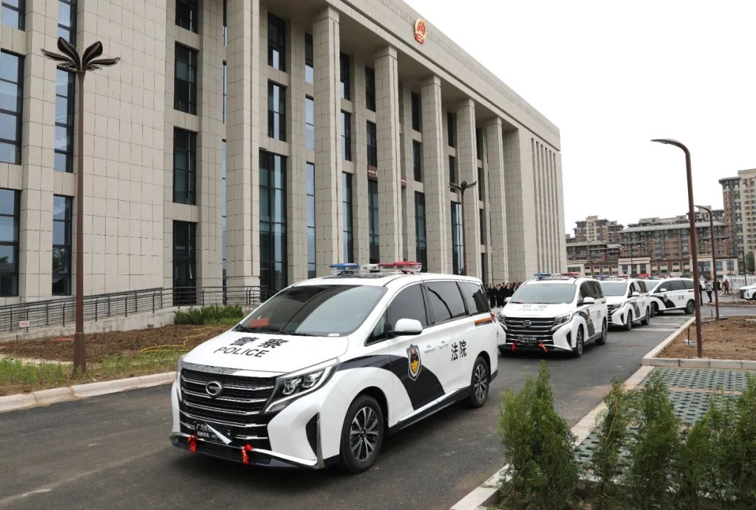 29台执法执勤车辆入队司法装备力量再添新翼丨宁夏高级人民法院举行