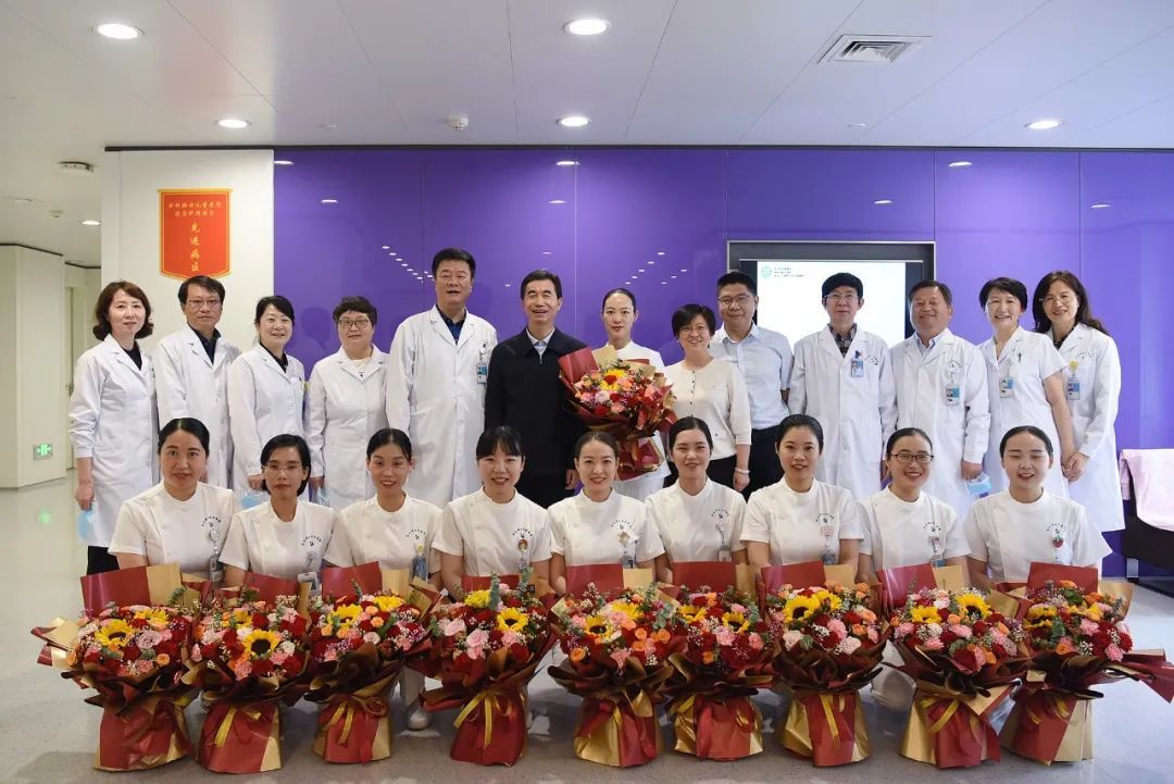 陕西省政府副秘书长张军林到西北妇女儿童医院慰问一线护士