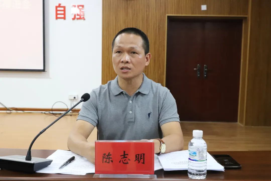 县政府副县长窦秉政,陈志明出席并讲话,县法院党组书记,院长卢明春